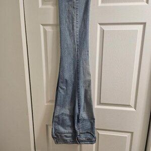 NYDJ. Mini Boot Cut. Comfortable. Light Blue. Gently Used. Size: 12